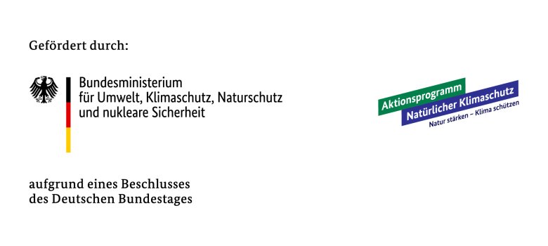 Logo Fördermittelgeber Logo des Bundesministeriums für Umwelt, Klimaschutz, naturschutz und nukleare Sicherheit sowie des Aktionsprogramms Natürlicher Klimaschutz.