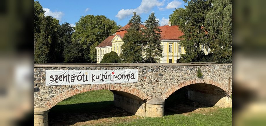Geschichts- und symbolträchtig: Germersheims ungarische Partnerstadt Zalaszentgrót mit dem 1787 erbauten Batthány Schloss und der von 1844-46 errichteten Steinbrücke.