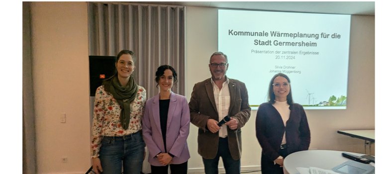 Bürgermeister Marcus Schaile begrüßte alle Anwesenden herzlich und stand im Nachgang gemeinsam mit Klimaschutzmanagerin Merle Johnston zur Fragen zur Verfügung. Silvia Drohner und Johanna Müggenborg von EnergyEffizienz präsentierten den Wärmeplan.