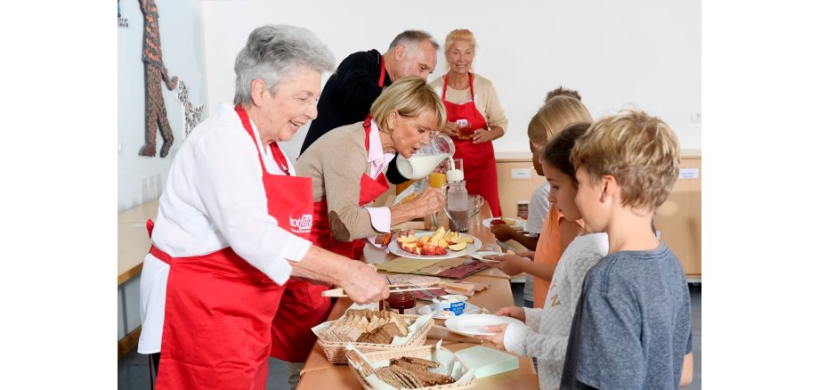 brotZeit e.V. Shooting in der Grundschule Schererplatz in München Pasing am 18.10.2022 Agency People Image (c) Michael Tinnefeld